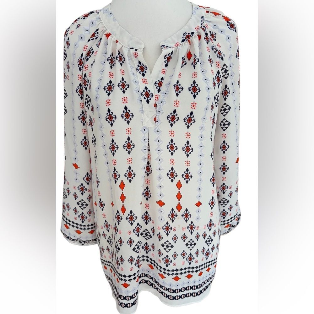 Emma & Olivia Split neck Patterned Blouse, long sleeves size Small.